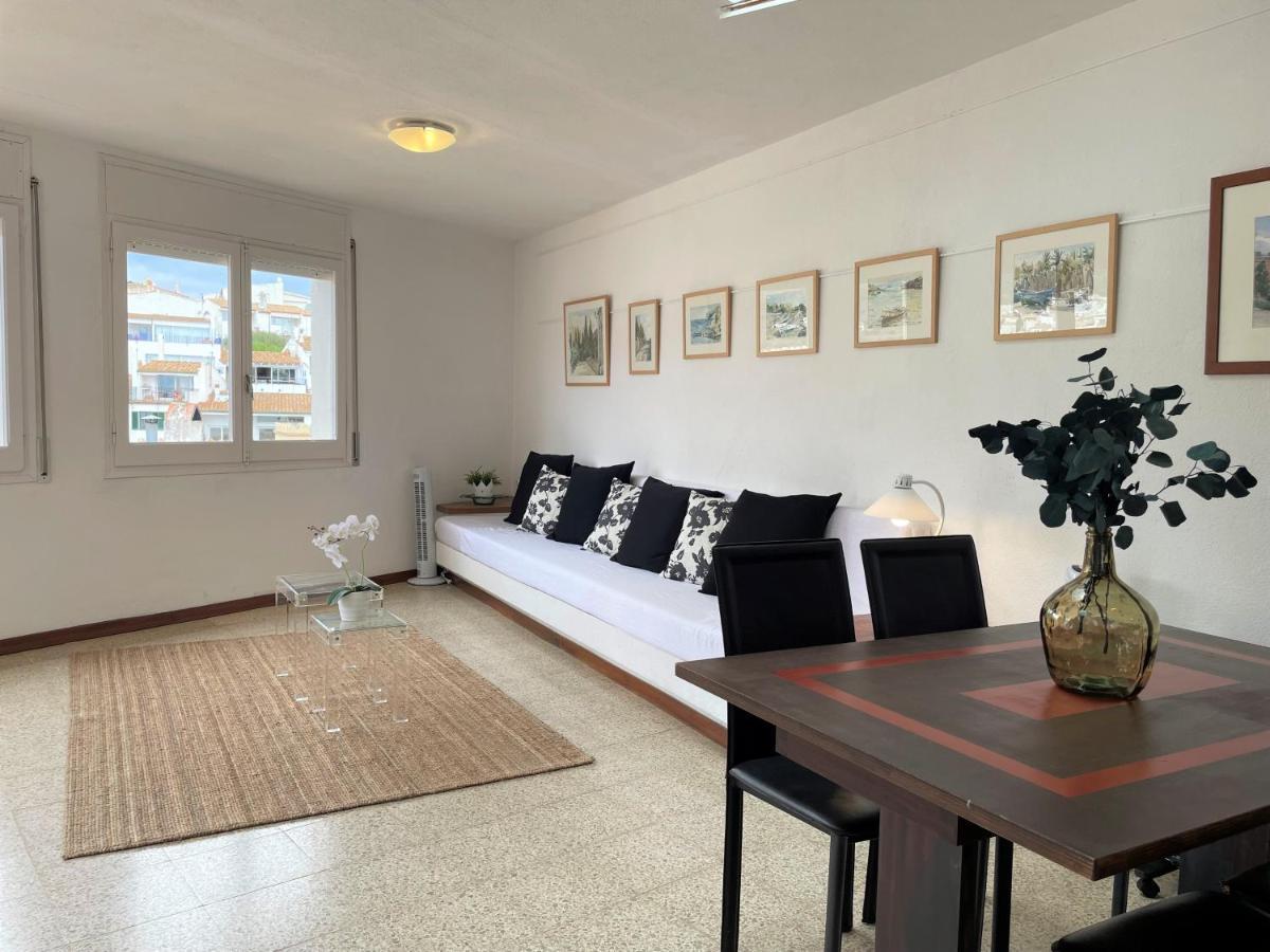 Des Puig - Apartment With Sea Views Cadaqués Kültér fotó